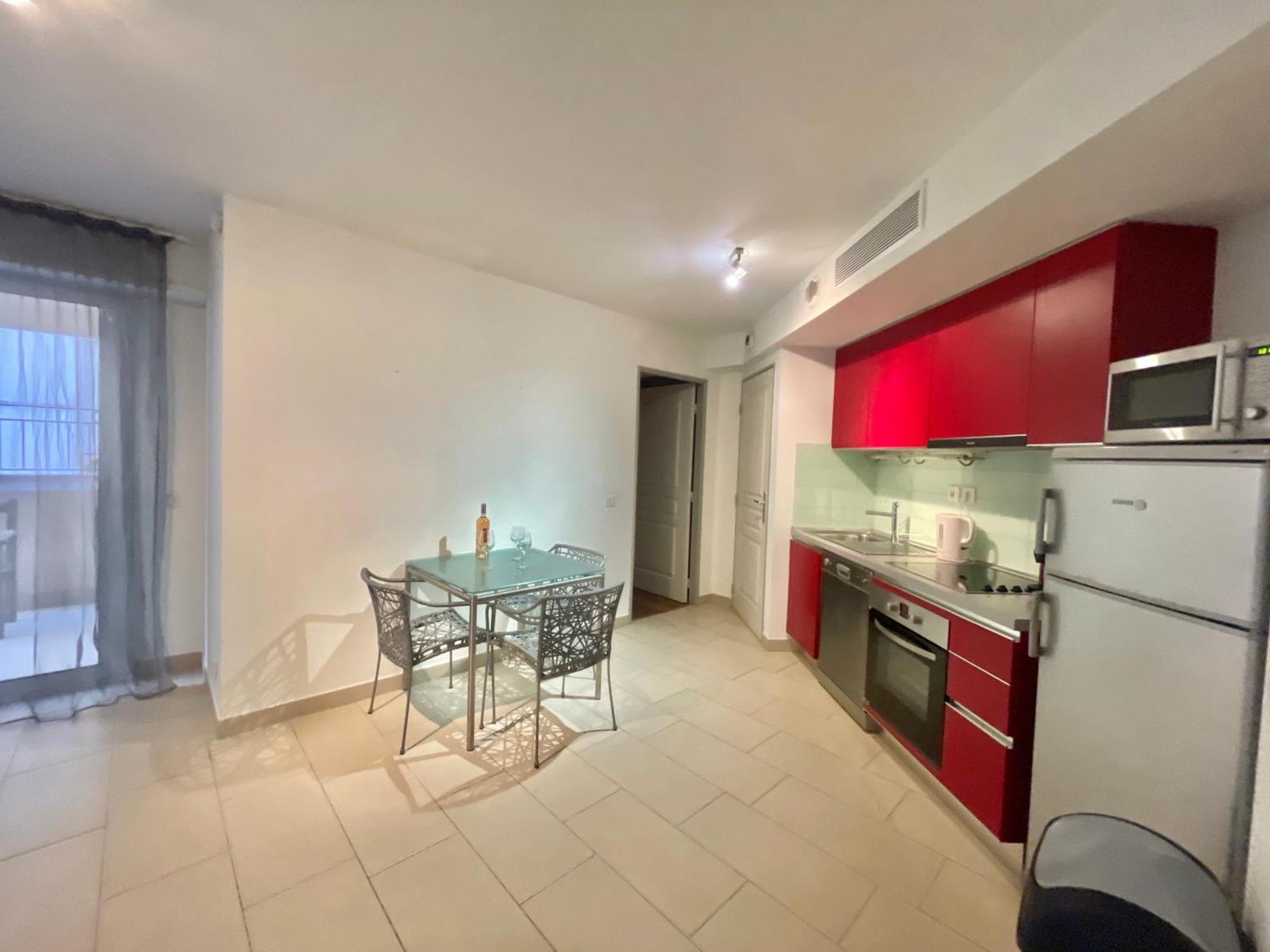 Le Vieux Port Apartments Cannes Exterior photo