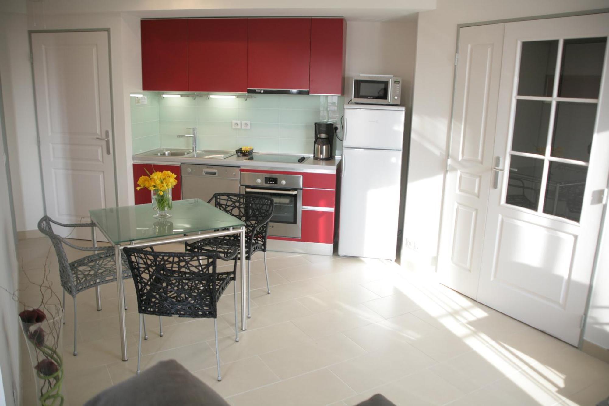 Le Vieux Port Apartments Cannes Exterior photo
